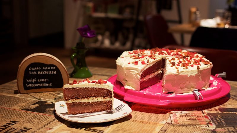 Red velvet taart