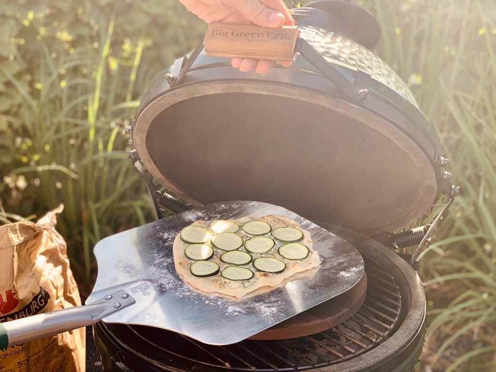 Zelf flammkuchen deeg maken met en zonder gist recept