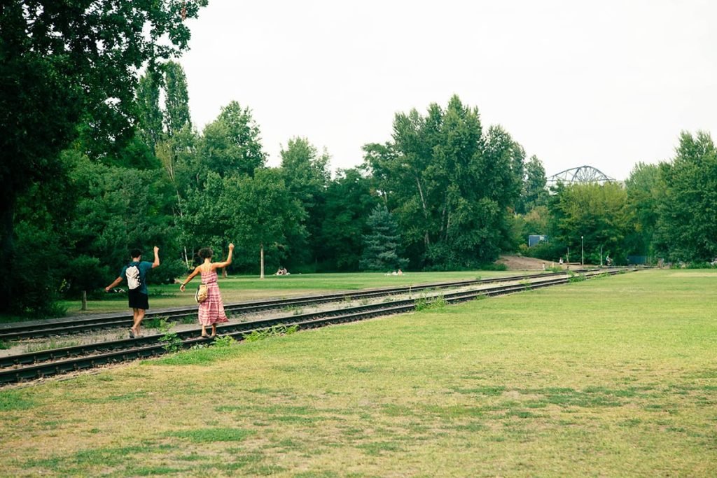 Romantische uitjes in Noord-Holland langs parken door de stad