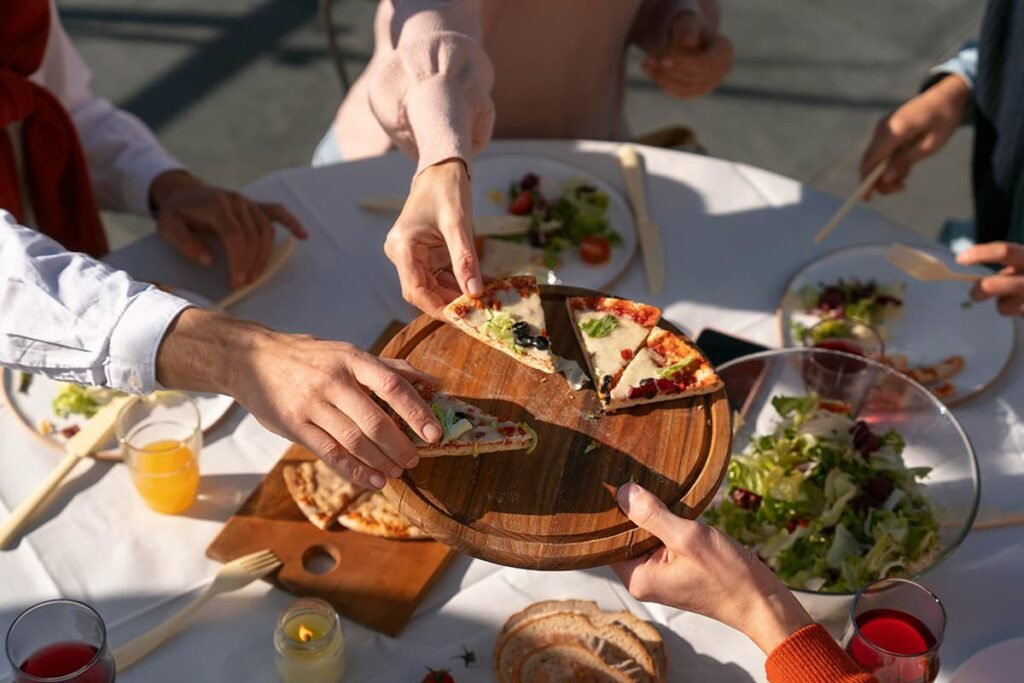 Pizza bakken in de tuin