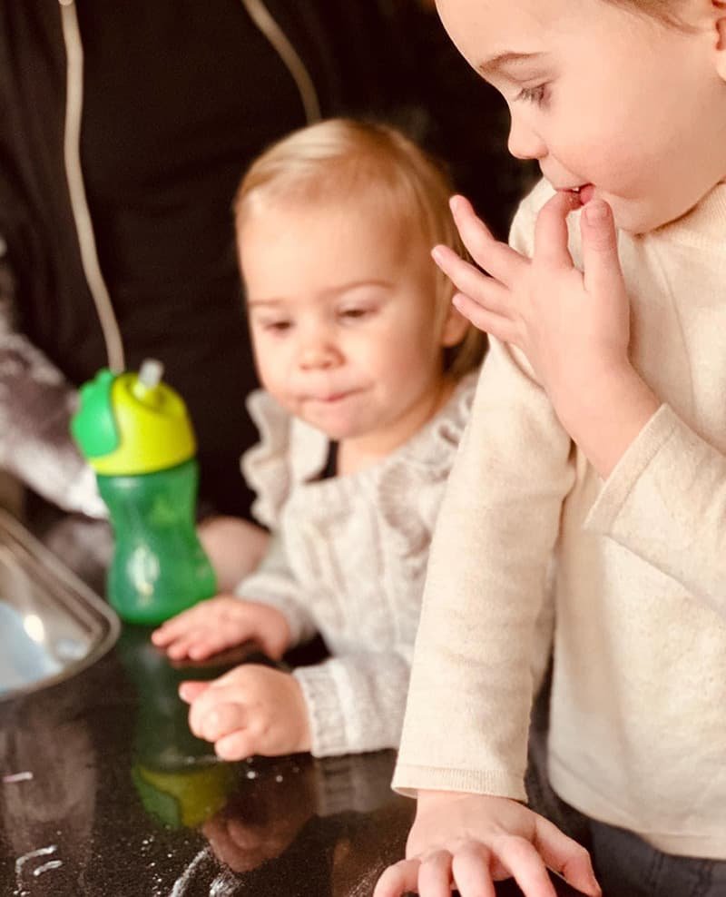 Veilig koken met kinderen pizzadeeg maken