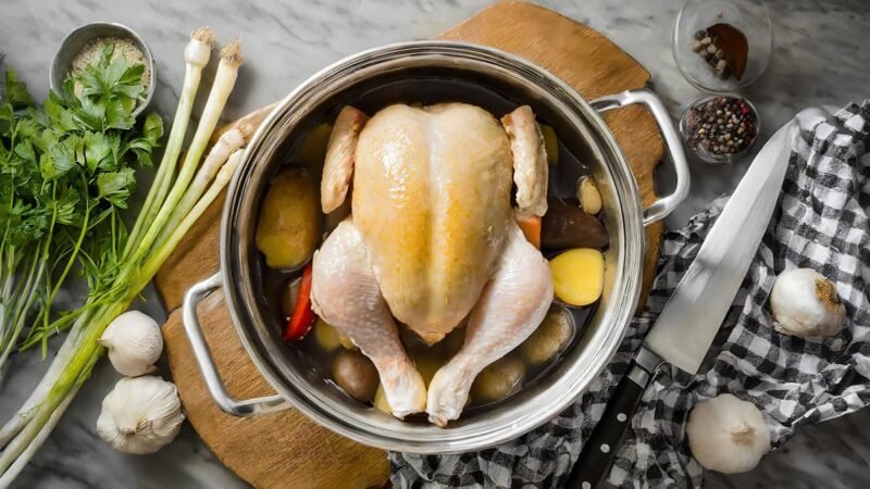 Hoe lang een hele kip koken