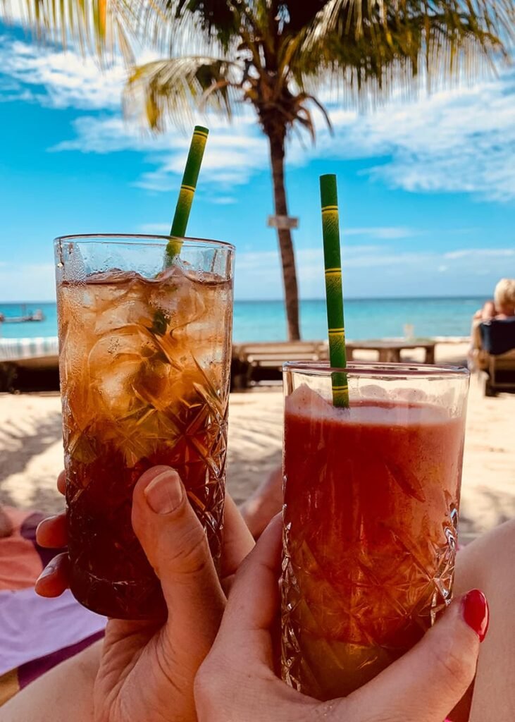 Genieten op het strand van Jan Thiel