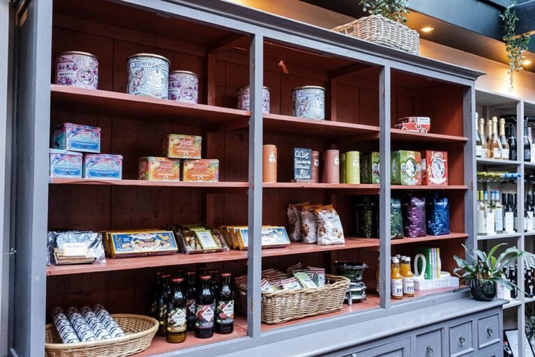 Italiaanse en Spaanse delicatessen 768x512